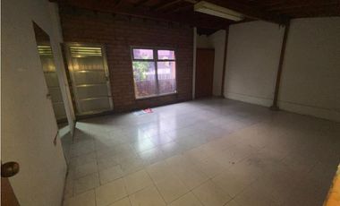 Casa Comercial en Arriendo Envigado sector Los Naranjos