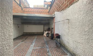 Casa Comercial en Arriendo Envigado sector Los Naranjos