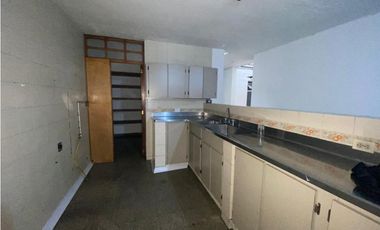 Casa Comercial en Arriendo Envigado sector Los Naranjos