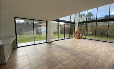 Casa en Arriendo Envigado sector El Escobero