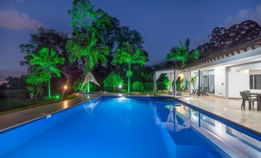 Finca en arriendo Envigado Sector Loma del Escobero