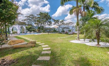 Finca en arriendo Envigado Sector Loma del Escobero