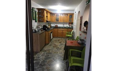 Casa Vivienda/Comercial en arriendo en Medellín Sector La Castellana