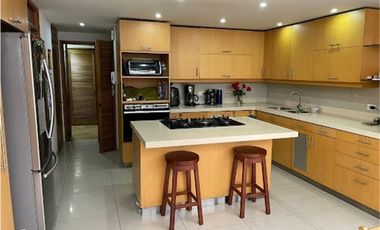 Apartamento en Arriendo en Medellín sector Poblado