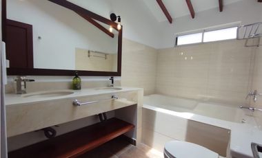 Casa Dúplex en Arriendo en Envigado  Bosque el Chuscal