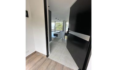 Casa en Arriendo Envigado Sector Loma del Atravesado