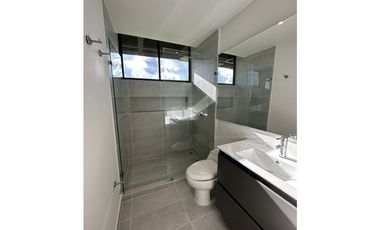 Casa en Arriendo Envigado Sector Loma del Atravesado