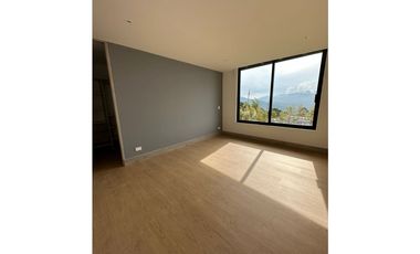 Casa en Arriendo Envigado Sector Loma del Atravesado