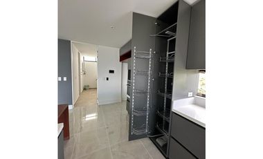 Casa en Arriendo Envigado Sector Loma del Atravesado