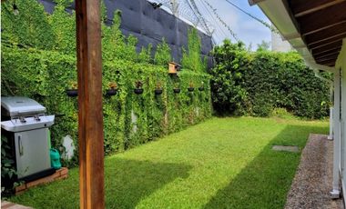 Casa en Arriendo Envigado Sector Loma Del Atravesado Independiente