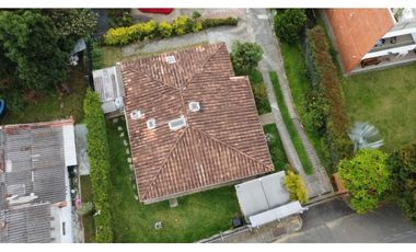 Casa en Arriendo Envigado Sector Loma Del Atravesado Independiente