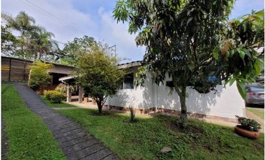 Casa en Arriendo Envigado Sector Loma Del Atravesado Independiente