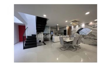 Casa en Arriendo Envigado Sector Loma del Atravezado