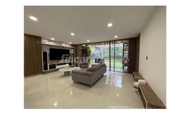 Casa en Arriendo Envigado Sector Loma del Atravezado