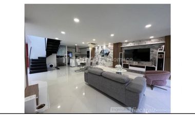 Casa en Arriendo Envigado Sector Loma del Atravezado