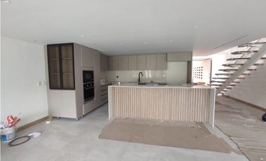 CASA PARA  ARRENDAR EN ENVIGADO