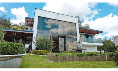 Casa Dúplex Amoblada en Arriendo Medellín Sector Poblado