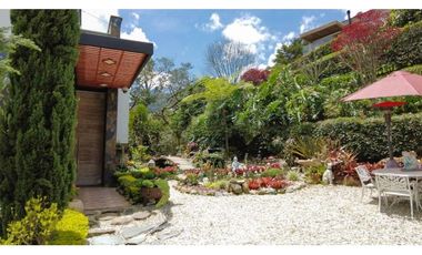 Casa Dúplex Amoblada en Arriendo Medellín Sector Poblado