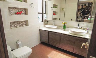 Casa Dúplex Amoblada en Arriendo Medellín Sector Poblado