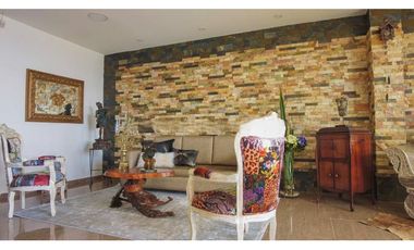 Casa Dúplex Amoblada en Arriendo Medellín Sector Poblado