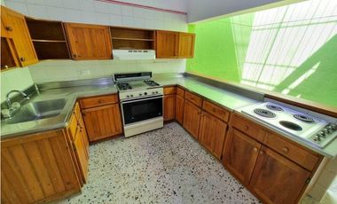 Casa Dúplex Independiente en Arriendo Poblado Sector Castropol