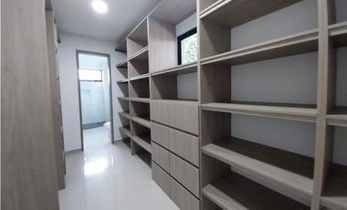 Casa en Arriendo en Envigado Sector La Mina