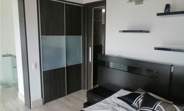 Aparta/Penthouse Amoblado en Arriendo en Envigado Sector La Abadia