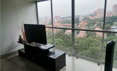 Aparta/Penthouse Amoblado en Arriendo en Envigado Sector La Abadia