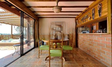 Casa Amoblado en Arriendo en Envigado Sector Loma del Escobero