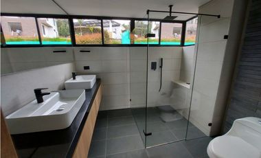 Casa en Arriendo Envigado Sector Loma del Escobero