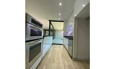 Apartamento en Arriendo en Medellín Sector Los Balsos
