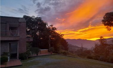 Casa finca Amoblada en Arriendo Envigado Sector Escobero