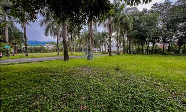 En Venta Lote Campestre en Condominio La Florida  (Vía Restrepo)