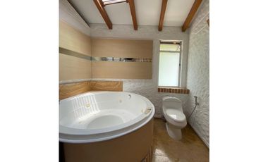 Casa Duplex en Arriendo Medellín Sector loma del chocho