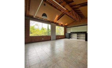 Casa Duplex en Arriendo Medellín Sector loma del chocho