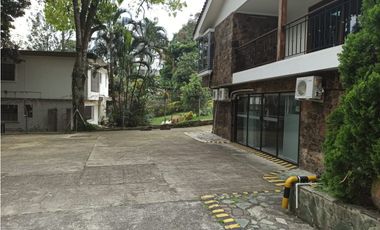 Casa Comercial en Arriendo Medellin Sector Lalinde