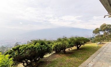 Casa en Arriendo Envigado Sector Loma del Chocho