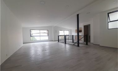 Casa Independiente en Arriendo Envigado Sector La Andalucía