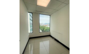 Oficina en Arriendo Milla de Oro Medellín