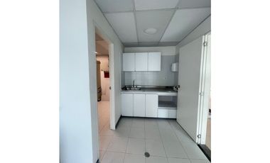 Oficina en Arriendo Milla de Oro Medellín