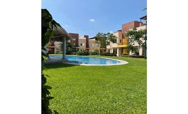 SE VENDE CASA NUEVA  MODERNA CON SEGURIDAD EN YAUTEPEC OACALCO