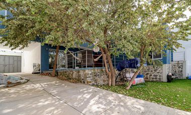 CASA MODERNA EN BURGOS VIG 24/7 ALBERCA Y JARDIN PRIVADO