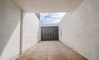 CASA MODERNA EN BURGOS VIG 24/7 ALBERCA Y JARDIN PRIVADO