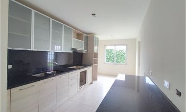 VENTA DE CASA EN PH RESERVA DE VERSALLES (OF)