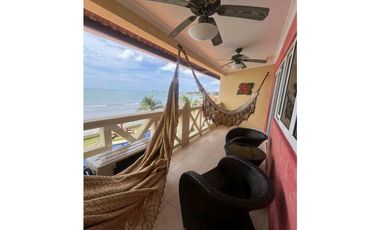 AlQUILER DE APARTAMENTO FRENTE AL MAR EN GORGONA, HERMOSO Y TRANQUILO