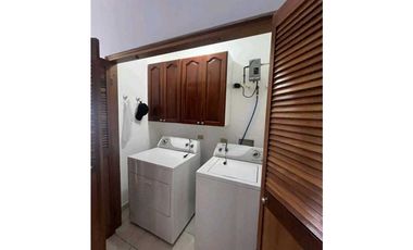 AlQUILER DE APARTAMENTO FRENTE AL MAR EN GORGONA, HERMOSO Y TRANQUILO