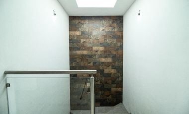 ESPECTACULAR CASA EN EXCLUSIVO FRACC EN BURGOS