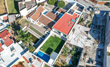 ESPECTACULAR CASA EN EXCLUSIVO FRACC EN BURGOS