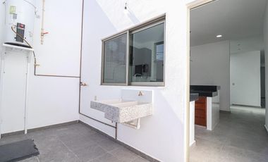 ESPECTACULAR CASA EN EXCLUSIVO FRACC EN BURGOS