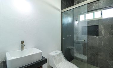 ESPECTACULAR CASA EN EXCLUSIVO FRACC EN BURGOS